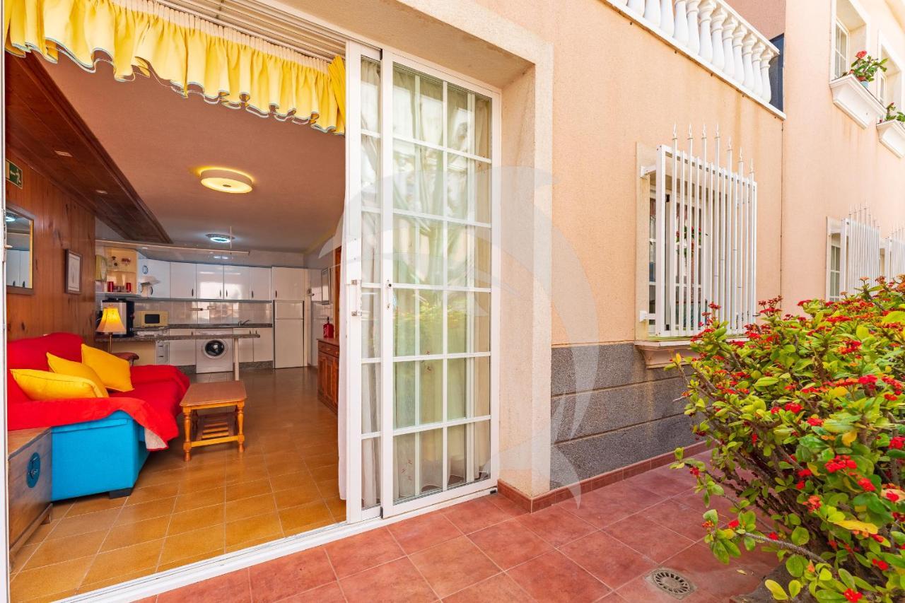 Apartamentos Los Delfines El Médano Exterior photo